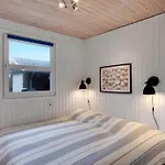 Pertti - 400m From The Sea By Interhome بيت للعطل