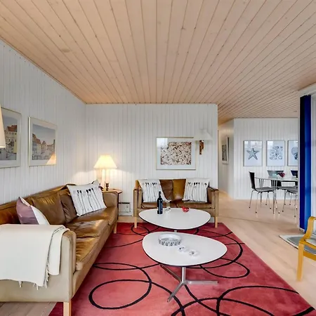 Dom wakacyjny Pertti - 400m From The Sea By Interhome