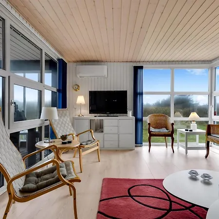 Pertti - 400m From The Sea By Interhome Feriehus Løkken